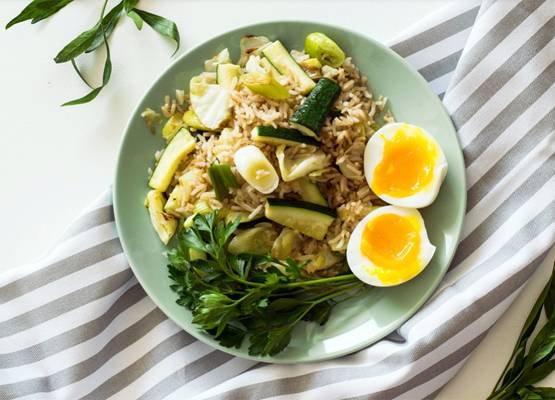 ज्यादा प्रोटीन लेने पर बढ़ता है कैंसर का खतरा, बरतें सावधानी