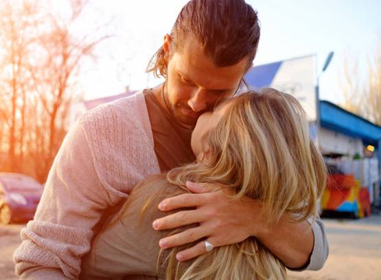 ये डेटिंग ऐप बना भारतीयों की पसंद, शादीशुदा महिलाएं भी नहीं पीछे