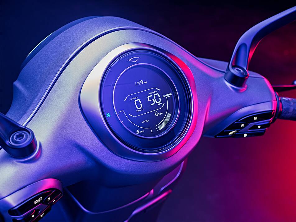 उल्टी गिनती शुरू, महज एक दिन बाद Bajaj Chetak होगा लॉन्च