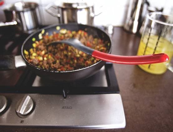 चंद्र ग्रहण के दौरान गलती से भी ना करें ये काम, माना जाता है अशुभ