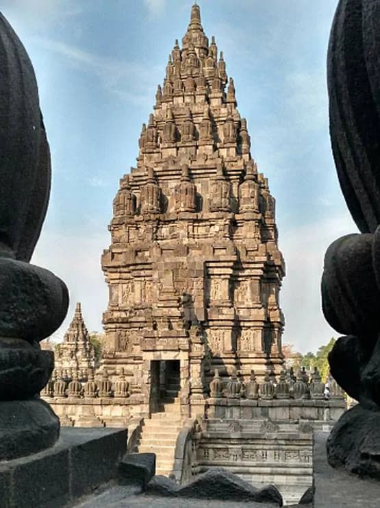 सबसे बड़े मुस्लिम देश की करेंसी पर क्यों छपे थे भगवान गणेश?