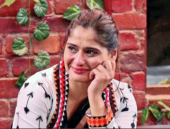 BB: बड़ा खुलासा, सिद्धार्थ को पसंद करती हैं आरती? अफेयर पर दिया जवाब