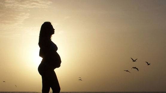 'शादी से पहले मत करो सेक्स', परेशान सरकार को लगानी पड़ी गुहार