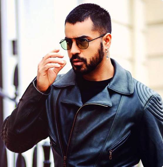 BB 13: गौतम गुलाटी को देख खुशी से झूमीं शहनाज, गले लगाकर किया KISS