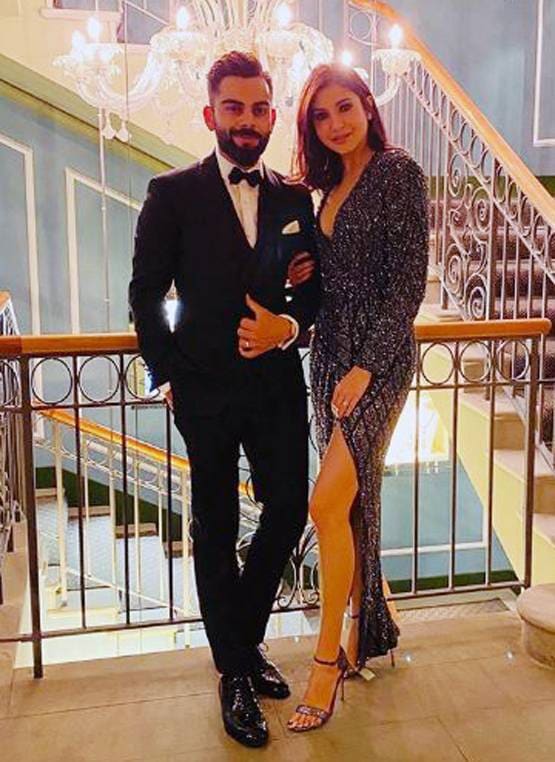 विराट-अनुष्का ने सैफीना और वरुण-नताशा संग मनाया न्यू ईयर, PHOTOS