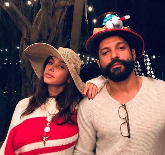 फरहान के घर बजेंगी शहनाइयां, शिबानी संग जल्द करेंगे शादी?