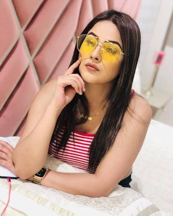 सिद्धार्थ को शहनाज का धमकी भरा प्रपोजल, 'I Love You बोल, सबको फाड़ दूंगी'