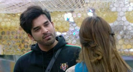 बिग बॉस: KISS करने पर भड़कीं माहिरा, पारस बोले- मजे पूरे लेती है