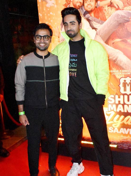 आयुष्मान की फिल्म के ट्रेलर की सक्सेस पार्टी, शॉर्ट ड्रेस में दिखीं नीना