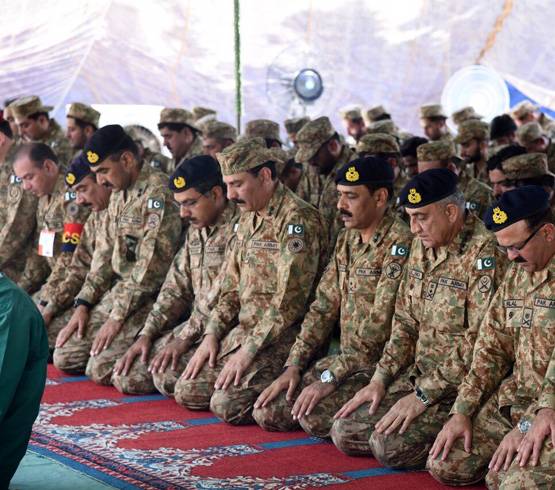 ईरान-US में छिड़ा युद्ध तो किसका साथ देगा PAK? सेना ने दिया जवाब