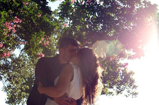 महिला ने 16 पुरुषों से बनाए संबंध, पति के सामने चैट से खुली पोल