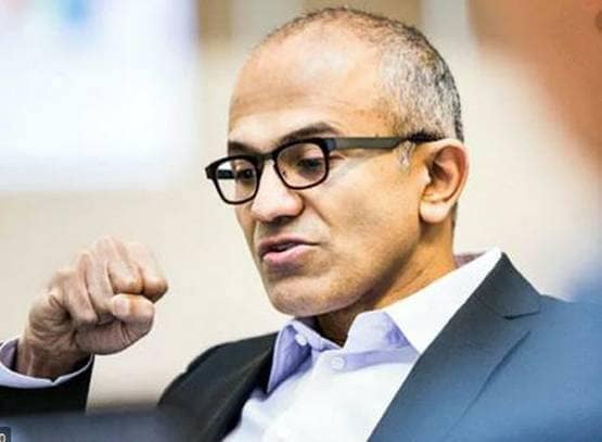 28 साल में 300 करोड़ का पैकेज, ऐसा है सत्‍या नडेला का सफर