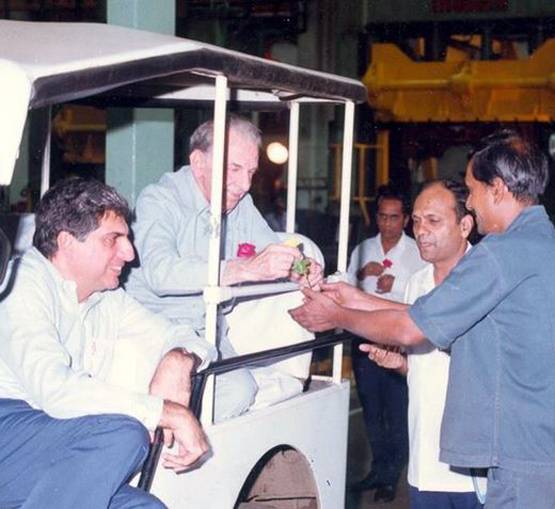 रतन टाटा को हुआ था कई बार प्यार, फिर क्यों नहीं रचाई शादी?