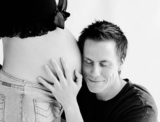 प्रेग्नेंसी में सेक्स करना कितना सेफ? जानें क्या कहते हैं डॉक्टर