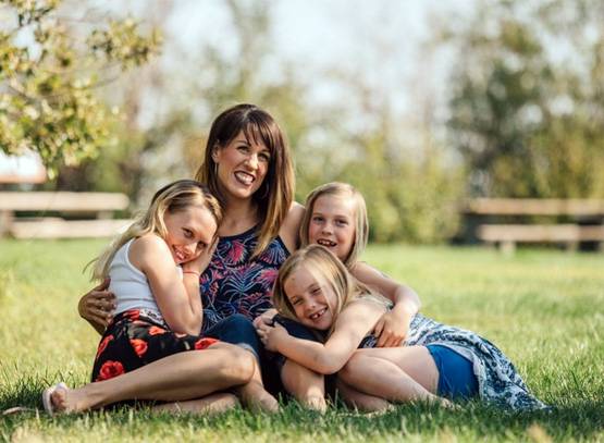 घर में साथ रहने आई सास तो महिला ने दे दी तलाक की अर्जी