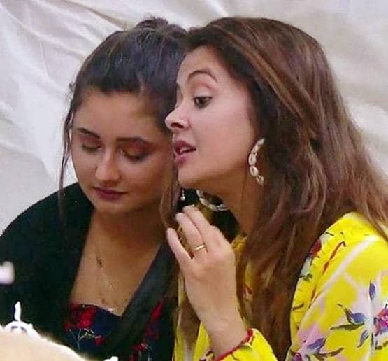 देवोलीना ने दी सिद्धार्थ संग पैचअप की सलाह, रश्मि बोलीं- शक्ल ना देखूं