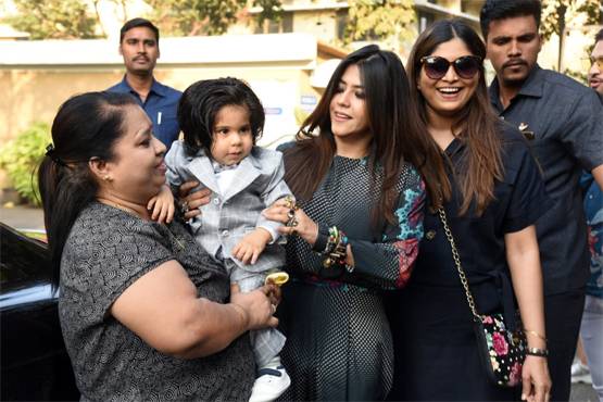 सामने आया एकता के बेटे का फर्स्ट लुक, बर्थडे पार्टी में पहुंचे स्टार किड्स