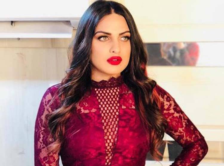 बिग बॉस: हिमांशी खुराना ने बॉयफ्रेंड संग क्यों किया ब्रेकअप? खोला राज