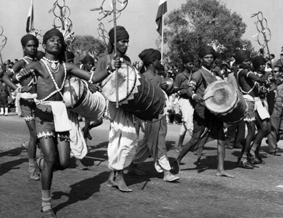 1950 में हुई थी आजाद भारत की पहली परेड, यहां देखें Old Photos