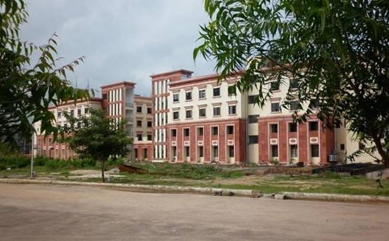 जैसा सोचते हैं, बिल्कुल वैसा नहीं है JNU, ये 3 बातें बदल देंगी नजरिया