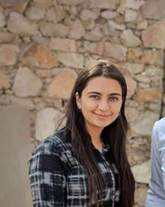 3 प्रीलिम्स, 3 मेन्स, 3 इंटरव्यू, ऐसे इंजीनियर से IAS टॉपर बनी ये लड़की