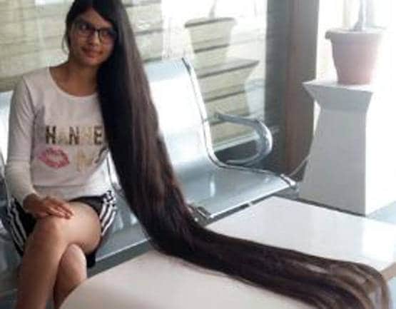 इस लड़की के हैं दुनिया के सबसे लंबे बाल, गिनीज में नाम, लगाती है ये तेल