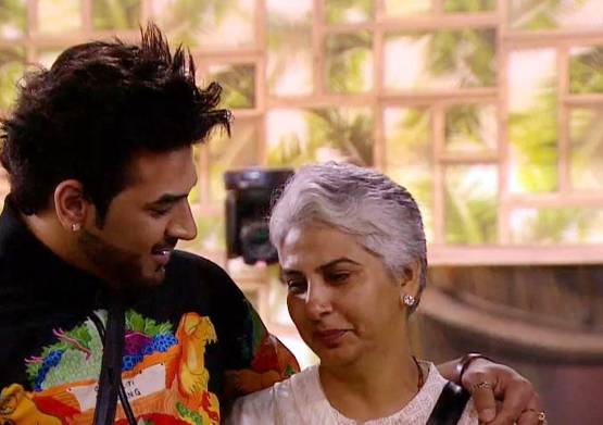 पारस की मां को नहीं पसंद माहिरा? बोलीं- Kiss करना बंदकर, 36 आएंगी 36 जाएंगी