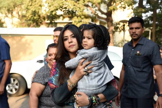 सामने आया एकता के बेटे का फर्स्ट लुक, बर्थडे पार्टी में पहुंचे स्टार किड्स