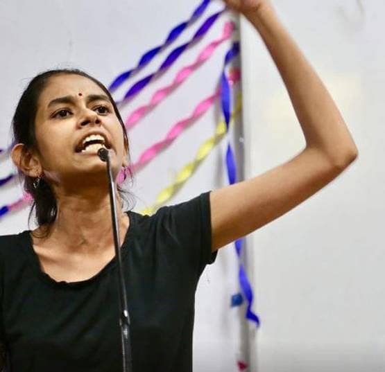 कौन हैं JNUSU प्रेसीडेंट, जिनकी खून से सनी तस्वीर हुई वायरल