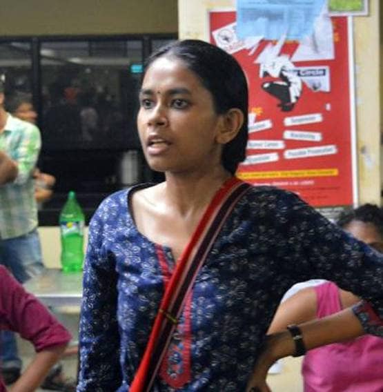 कौन हैं JNUSU प्रेसीडेंट, जिनकी खून से सनी तस्वीर हुई वायरल