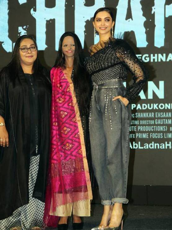 छपाक प्रमोशन में लक्ष्मी संग पहुंचीं दीपिका, किस बात पर हुईं इमोशनल?