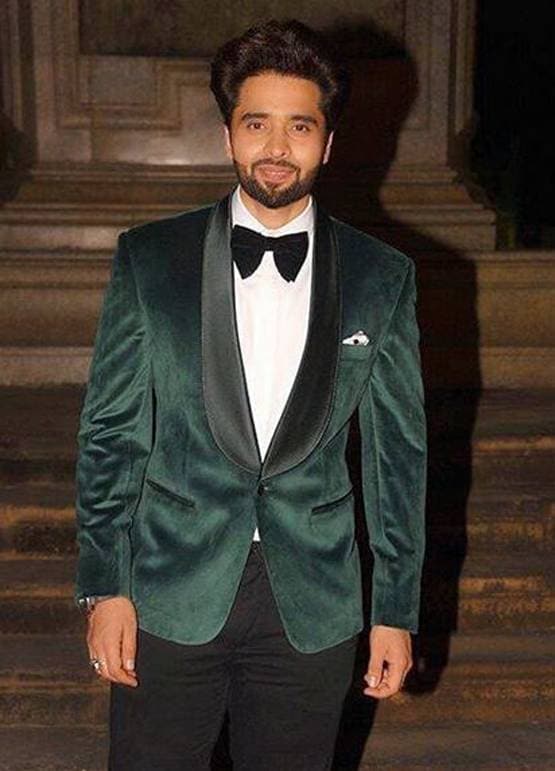 बैक-टू-बैक फ्लॉप देने के बाद भी फिल्मों का मोह नहीं छोड़ पाए ये एक्टर्स