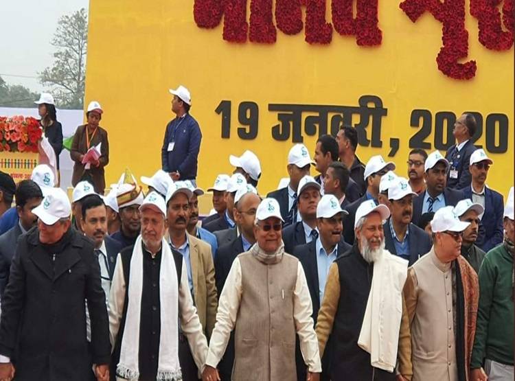 बिहार: 16 हजार KM लंबी मानव श्रृंखला का विश्व रिकॉर्ड, आसमान से ली गई तस्वीर