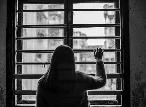 वर्जिनिटी के लिए महिलाएं कर रहीं खतरनाक प्रयोग, उठी बैन की मांग