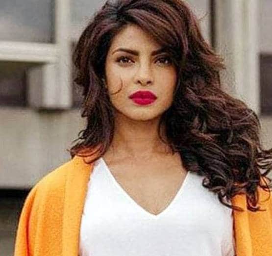 फैन की सेल्फी से भड़के थे सलमान, ये स्टार्स भी हो चुके हैं परेशान