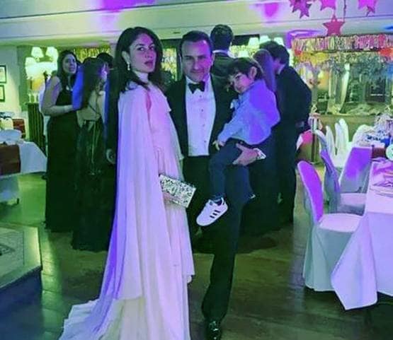 विराट-अनुष्का ने सैफीना और वरुण-नताशा संग मनाया न्यू ईयर, PHOTOS