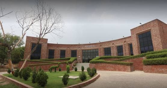 जैसा सोचते हैं, बिल्कुल वैसा नहीं है JNU, ये 3 बातें बदल देंगी नजरिया