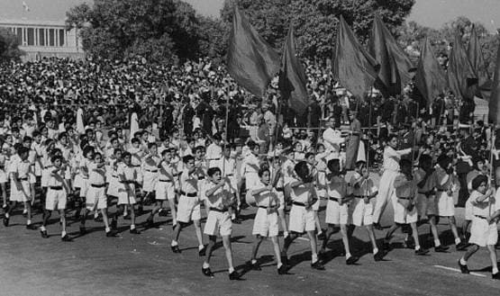 1950 में हुई थी आजाद भारत की पहली परेड, यहां देखें Old Photos