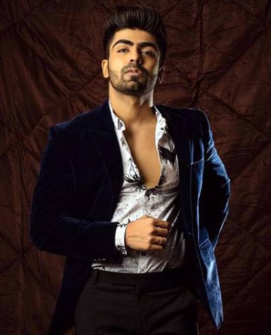 कास्टिंग काउच पर Ex कंटेस्टेंट का खुलासा, 'सब आपके साथ चाहते हैं सोना'