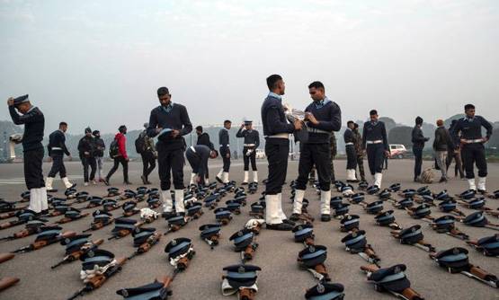 ऐसे होती है गणतंत्र दिवस परेड की तैयारियां, देखें रिहर्सल की फोटोज