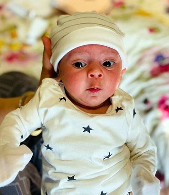 कपिल शर्मा की नन्ही बेटी से मिलीं सिंगर ऋचा शर्मा, शेयर की क्यूट तस्वीरें