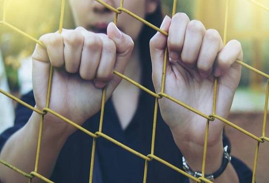 'रेपिस्ट से करो शादी', मुस्लिम देश में नए कानून पर छिड़ी बहस