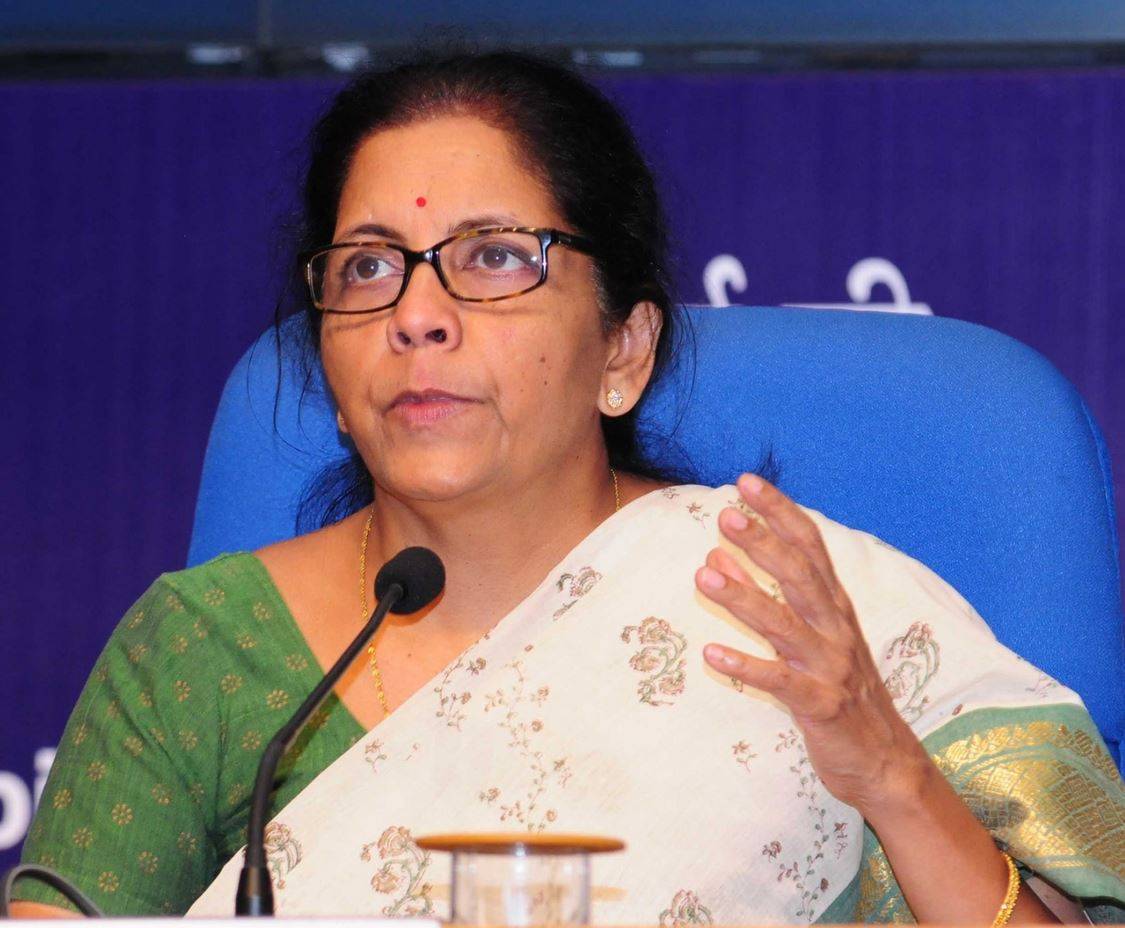 Economic Survey: विदेशी मुद्रा भंडार बढ़ा, राजकोषीय घाटा भी रहेगा 'बराबर'