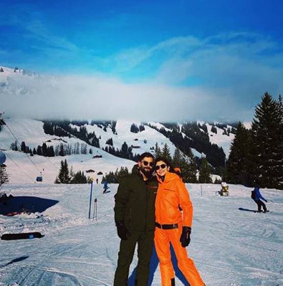 विराट-अनुष्का ने सैफीना और वरुण-नताशा संग मनाया न्यू ईयर, PHOTOS