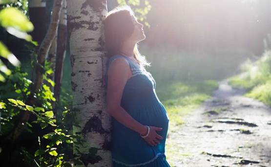 पति नहीं पर बच्चे का बाप बनने को राजी Ex, प्रेग्नेंट गर्लफ्रेंड परेशान