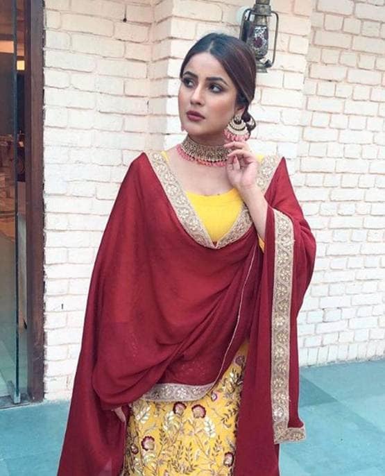 माहिरा के बाद रश्मि के निशाने पर शहनाज, #sidnaaz के टूटने का उठाएंगी फायदा?