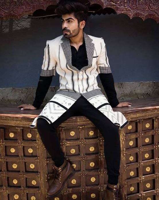 कास्टिंग काउच पर Ex कंटेस्टेंट का खुलासा, 'सब आपके साथ चाहते हैं सोना'