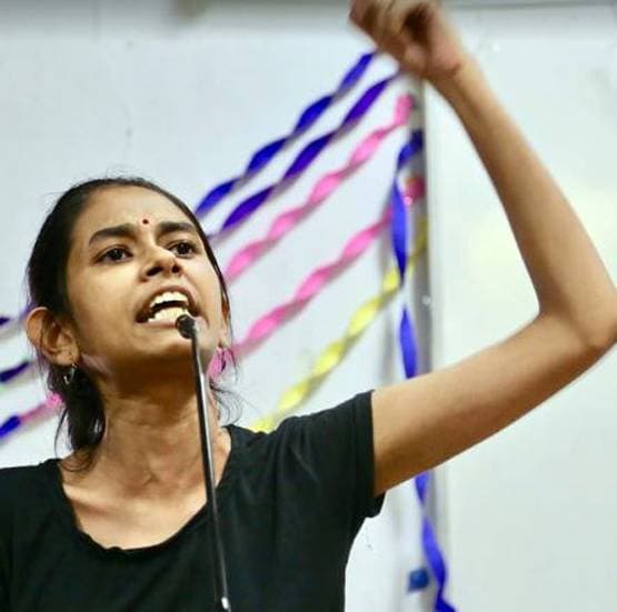 कौन हैं JNUSU प्रेसीडेंट, जिनकी खून से सनी तस्वीर हुई वायरल