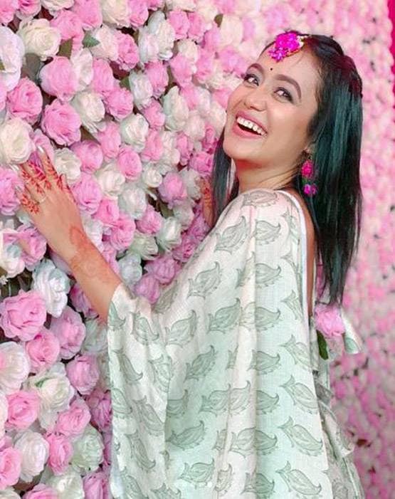 कभी Kiss तो कभी ब्रेकअप, अब शादी को लेकर चर्चा में नेहा कक्कड़