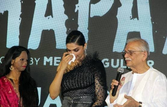 छपाक प्रमोशन में लक्ष्मी संग पहुंचीं दीपिका, किस बात पर हुईं इमोशनल?